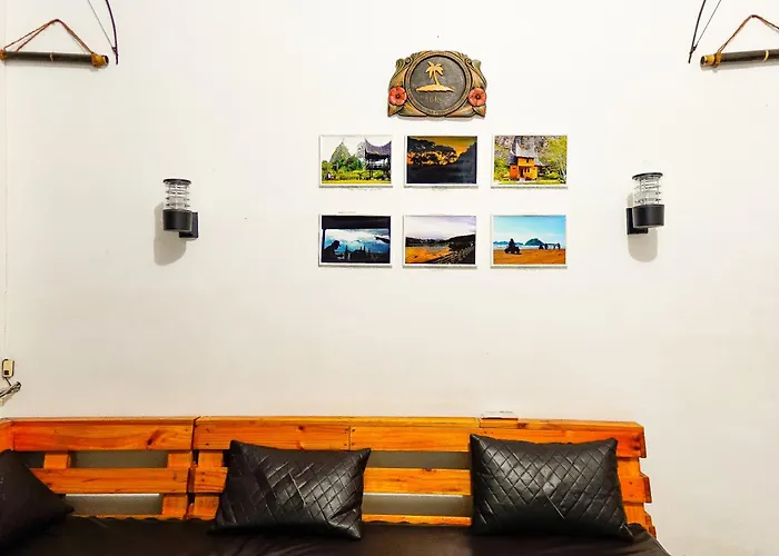 Kokos Hostel Padang City
